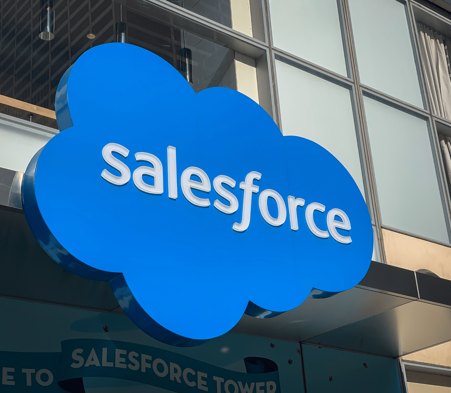 Salesforce logo on the New York tower